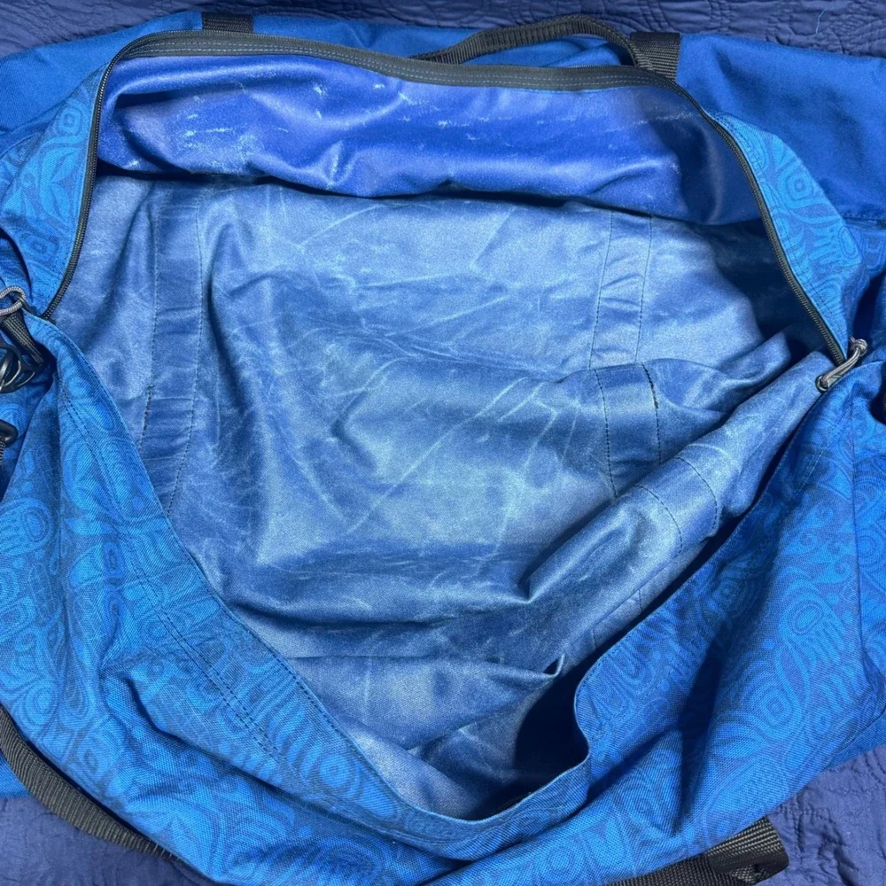 Vintage REI XXL Blue Tribal Print Duffel Bag Travel Camp Gym Shoulder Strap